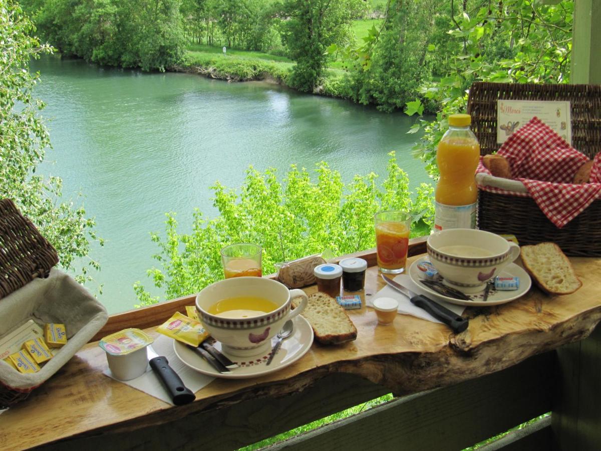 Camping Belle Riviere Chaniers Exterior photo