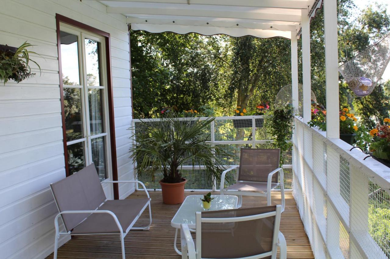 Camping Belle Riviere Chaniers Exterior photo